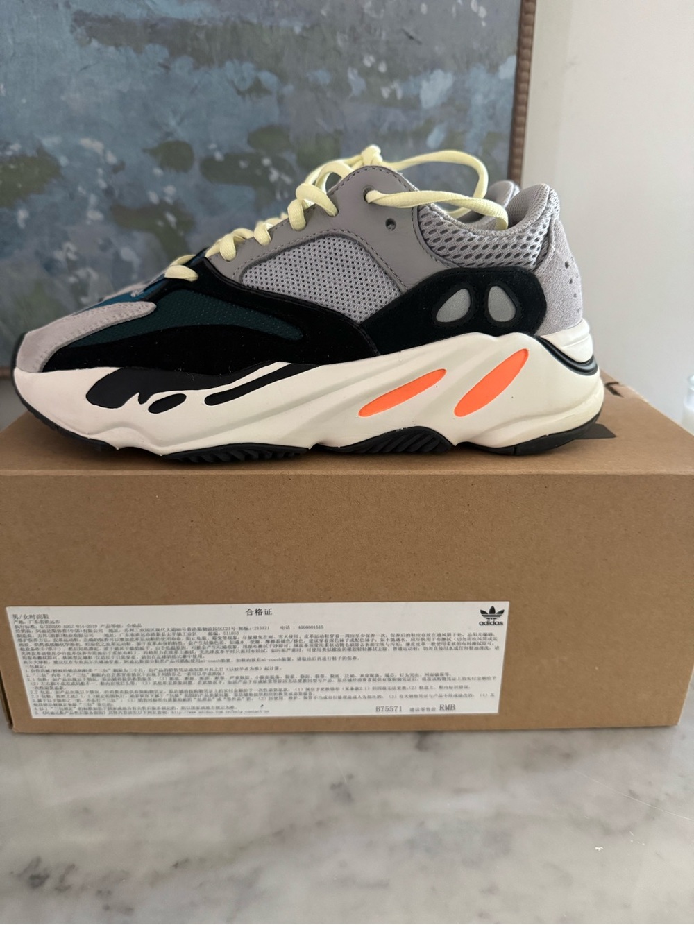 Authentic Yeezy Boost 700 Wave Runner - Sz 7.5 women’s - Picture 7 of 8